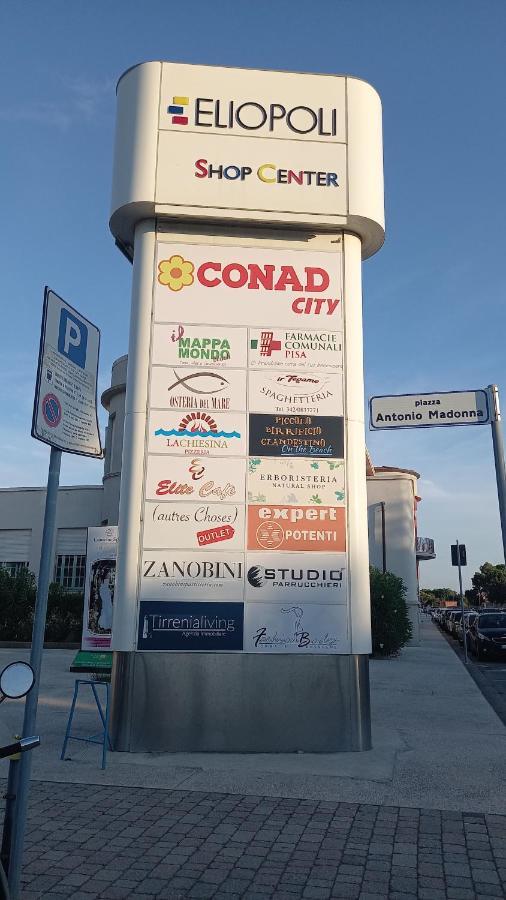 Accesso Diretto Sul Mare Maredilucecala Calambrone Exterior foto